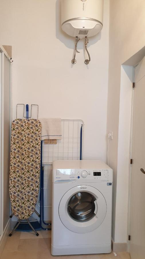 Trudy'S Home Остуні Екстер'єр фото